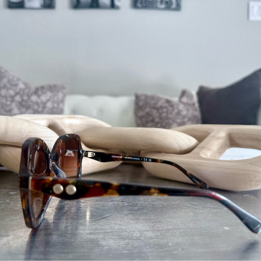 NEW Coach Women's Multi-Color Tortoise Sunglasses CW225 - Picture 3 of 10